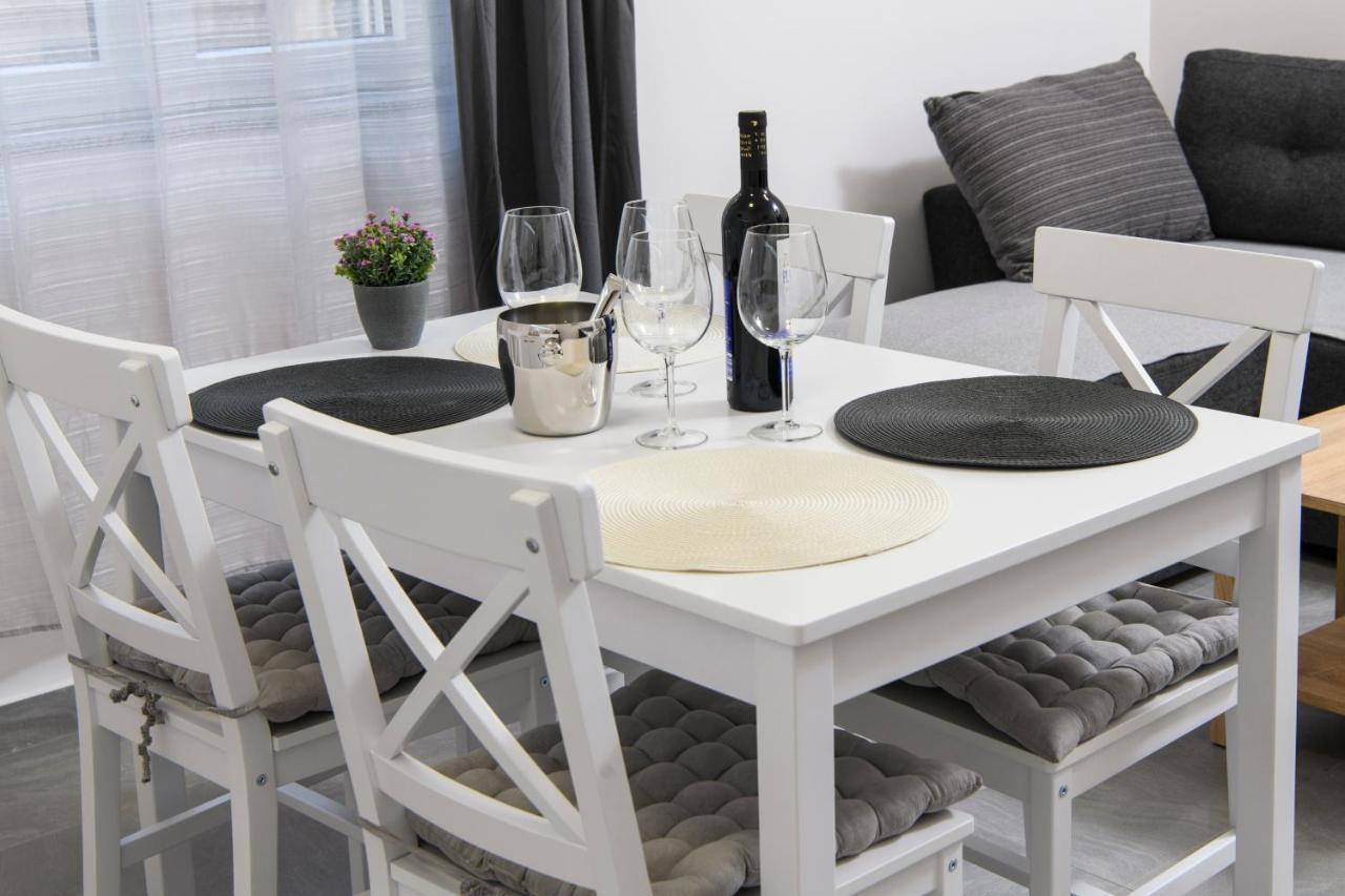 Apartment Delalle สปลิท ภายนอก รูปภาพ